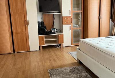 Garsonieră decomandată în Central - 4