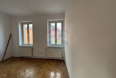 Casa pe un nivel pe str. Plevnei - 8