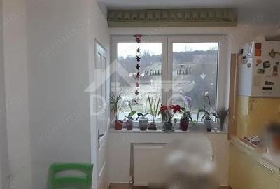 Apartament cu 2 camere decomandat în Central - 4