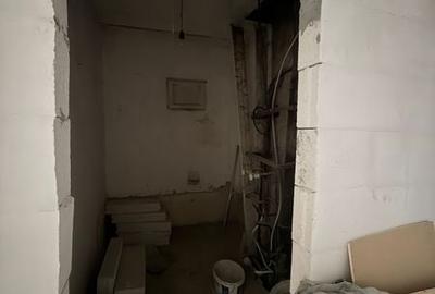 Apartament cu 3 camere în Central - 3