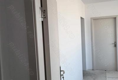 Apartament cu 3 camere semidecomandat în Nord - 2