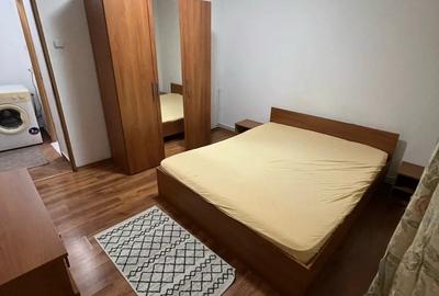 Proprietar, inchiriez apartament 2 camere - 4