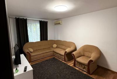 Garsonieră decomandată în Rahova