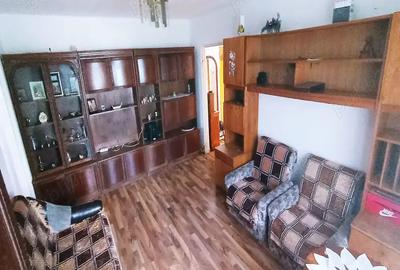 Inchiriere apartament 3 camere Iasi, zona (Moldo mobila) direct proprietar