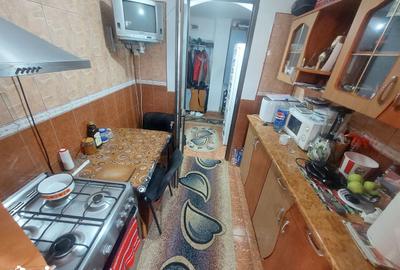 Apartament cu 3 camere decomandat în Sud - 2