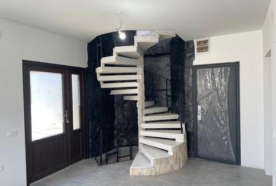 Spațiu comercial, de 78 mp, în Central - 10