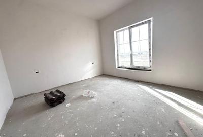 Duplex cu 4 camere cu Canalizare în Moșnița Nouă - 11