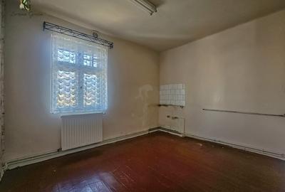 Apartament cu 3 camere decomandat în Brașovul Vechi - 6