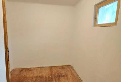 Casă cu 4 camere în Central - 6