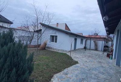 Casă în Fratelia - 14