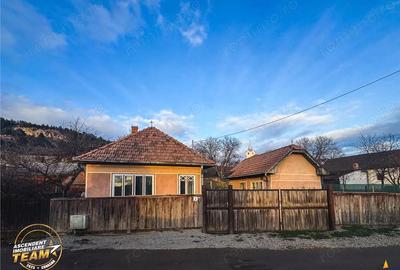 Casă cu Teren 1032 Mp în Sânzieni - 14