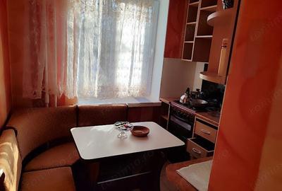 Garsonieră semidecomandată în P-ța Universității