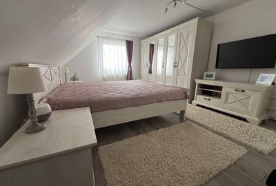 Casă cu 4 camere în Central - 2