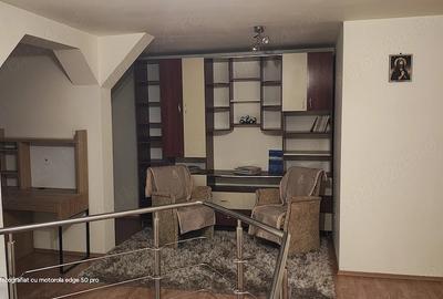 Apartament cu 4 camere decomandat în Central - 10