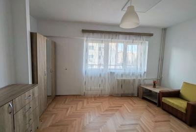 Garsonieră decomandată în Exterior Vest - 6