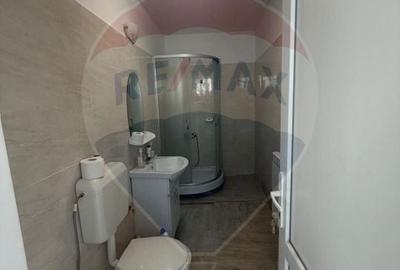 Casă cu 12 camere cu Teren 750 Mp în Central - 10