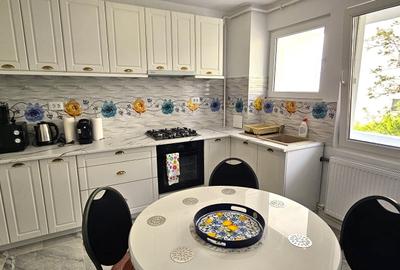 Apartament cu 3 camere decomandat, mobilat în Central - 19