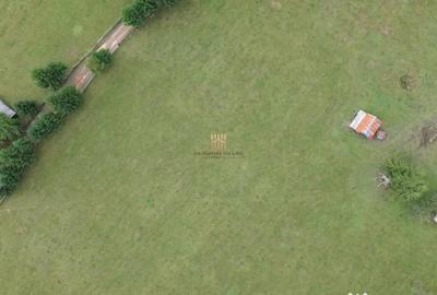 Teren de 16813 mp, în Fundu Moldovei - 2