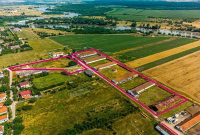 Spațiu industrial, 3047 mp în Mândruloc