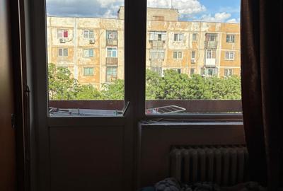 Apartament cu 3 camere decomandat în Gorjului - 5
