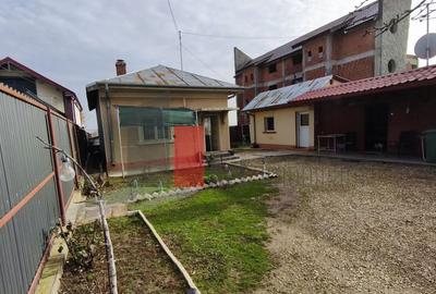 Casă cu 3 camere cu Teren 1614 Mp în Manolache - 4