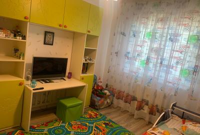 Duplex cu 4 camere cu Canalizare în Central - 5