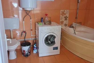 Apartament cu 3 camere decomandat în Bereasca - 6