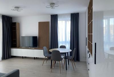 Apartament cu 2 camere decomandat, mobilat în Băneasa