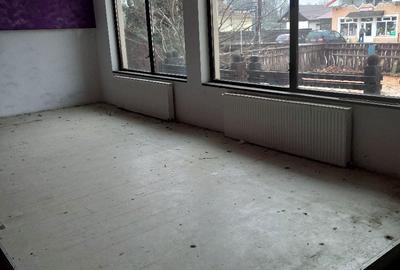 Spațiu comercial, de 550 mp, în Central - 2