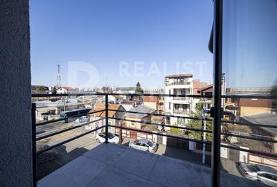 Casă individuală cu 8 camere cu Canalizare în 1 Mai - 52