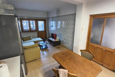 Casă cu 3 camere cu Teren 300 Mp în Central