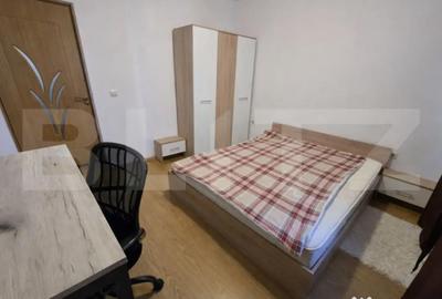 Apartament cu 3 camere decomandat, mobilat în Central