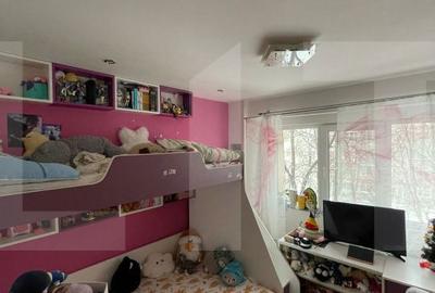 Apartament cu 4 camere semidecomandat în Circumvalațiunii - 14
