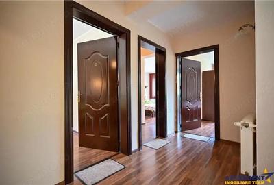 FILM!Refugiu elegant,cadru natural rar, vecinatati discrete,1.700 mp domeniu verde,Timisul de Sus:Po - 19