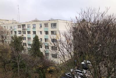 Apartament cu 2 camere semidecomandat în Apărătorii Patriei