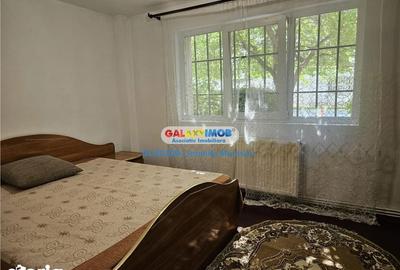 Apartament cu 2 camere semidecomandat în Micro 4 - 4
