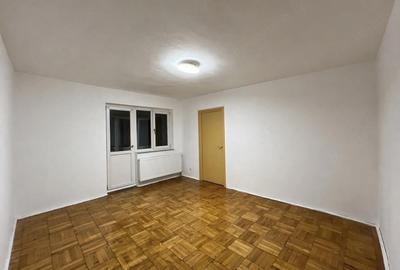 Apartament cu 2 camere decomandat în Traian