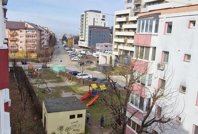 Garsonieră decomandată, mobilată în Noua - 10