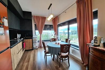 Casă individuală cu 5 camere în Exterior Vest