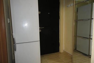 Apartament 2 camere etaj 3 zona Vlaicu, renovat, mobilat, centrala pe gaz - 1