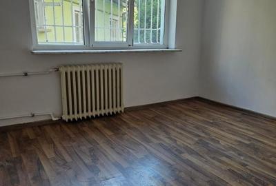 Apartament cu 2 camere în George Enescu - 1