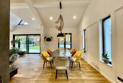 UNICA/ABSOLUT SUPERBA/ VILA INDIVIDUALA/IANCU NICOLAE/CURTE GENEROASA - 37