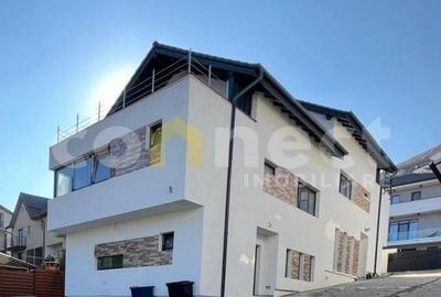 Duplex modern cu priveliste