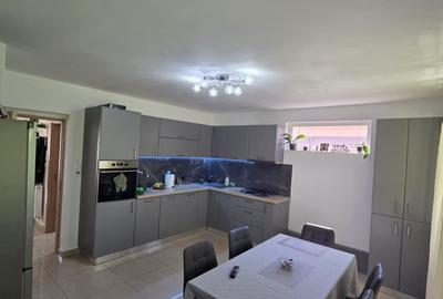 Casă cu 3 camere în Cârcea - 2