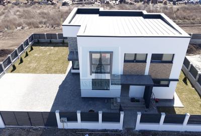 Casă individuală cu 4 camere cu Canalizare în Sânpetru - 3