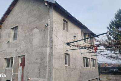 Casă cu 3 camere în Băltița - 15