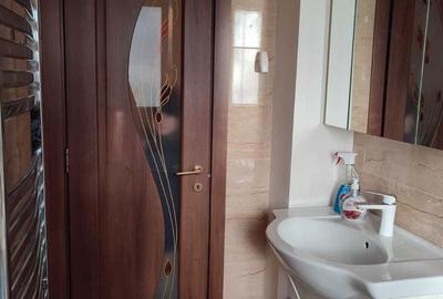 Apartament cu 2 camere semidecomandat în Central - 3