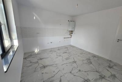 CASA INDIVIDUALA .4 CAMERE, 480 MP TEREN,  1km de Family Market Miroslava - 9