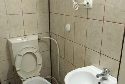 Spațiu comercial, de 75 mp, în Central