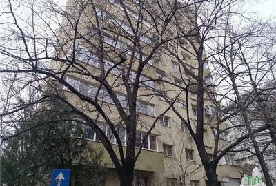 Vanzare apartament  3 camere Piata Victoriei- Titulescu - 15